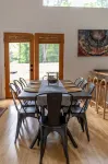 Modern Cabin Retreat Private Pool & Hot Tub Close to Hits Saugerties 3Br