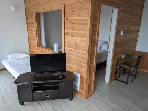 Gordie's Inn & Suites Hotels in Alert Bay