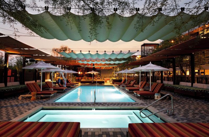 Rise Uptown Hotel
