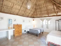 Charming rooftop bungalow 1 block from the beach! Hotels in Punta de Mita