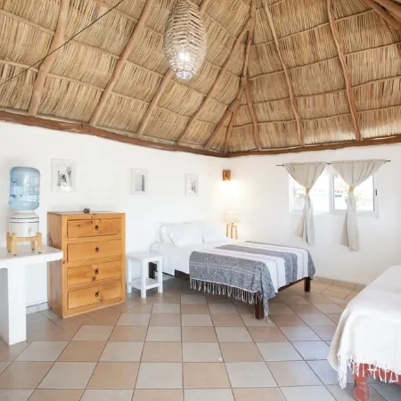 Charming rooftop bungalow 1 block from the beach! Отели в г. Пунта де Мита