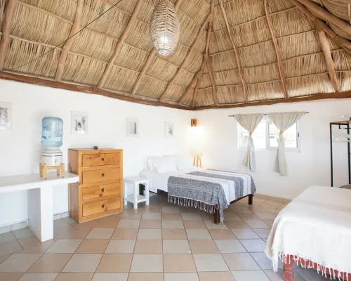 Charming rooftop bungalow 1 block from the beach! Hotels in Corral del Risco