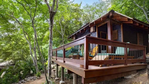 Beachfront 3 Bedroom Villa steps from the beach! Hotels in Manzanillo