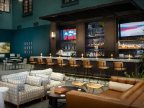 DoubleTree Suites by Hilton Lexington Hotels in Lexington