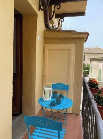 Lovely and very central apartment in Magliano in Tuscany