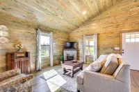 Cozy Mississippi Cabin w/ Covered Porch & Grill! - 3 tähden