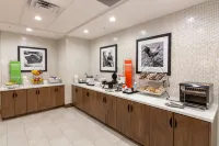 Hampton by Hilton Dallas East - breakfast