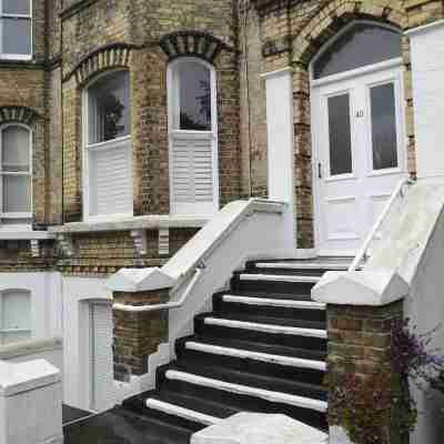 Garden flat in central Hove, close to the beach, shops, bars and restaurants Hotel Exterior