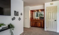 Family Fun Mountain Villa in San Diego Pool/Jacuzzi, Water-slide, PickleBall