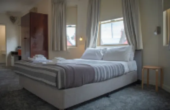 Royal Hotel