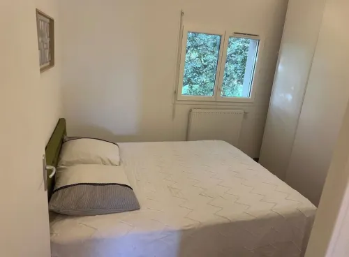 T2 apartment with terrace, not overlooked, 3' from la Ramée leisure park Hotels in Tournefeuille