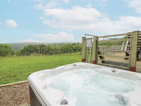 The Cabin Отели в г. Cwm-twrch Isaf