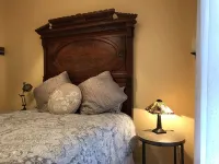 Living the Napa dream in this ideally located Yountville cottage.