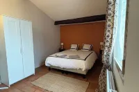 Freshly renovated winegrower's house in the heart of the village