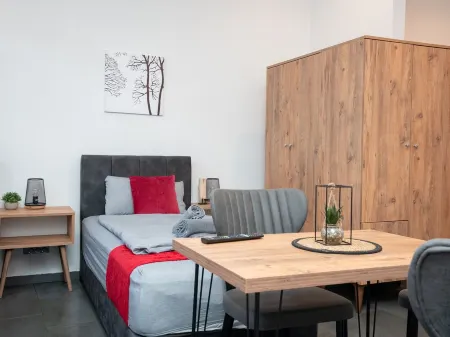 Serviceroom24 - Apartment 2 in Recklinghausen High WLAN - TV - 24-7 check-in