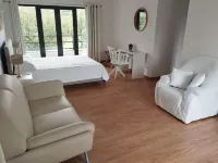 5 bedrooms: Hidden gem at Serra da Estrela with breathtaking views! Hotels in Gouveia