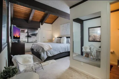 Condo 2BR+Loft/2.5BA - Ski Back/Pickleball Court