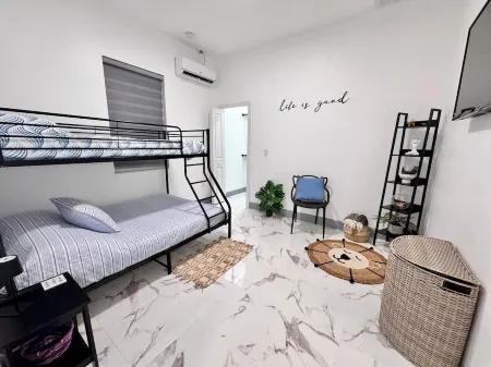 Modern & Private Apartment with Kitchen in Lehigh Acres – Independent Entry