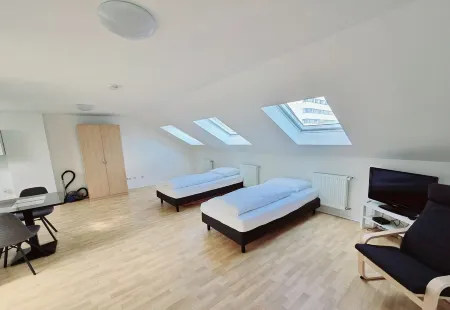 Deluxe Double Room Apartments EFDE GmbH - Allee 41 Apartment 41 Отели рядом с достопримечательностью «experimenta - Das Science Center»