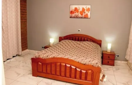 Residence Vicyma Bafoussam Centre, 2 P Tout Confort 2/3 Personnes Отели в г. Мифи
