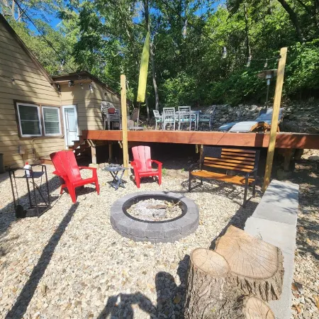 Adorable & Charming Single-Family Home!