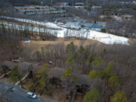 Charming 3-bedroom townhome with AC, WiFi in fabulous McGaheysville