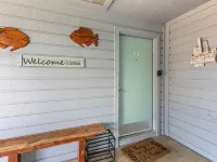 The Crane's Nest: Charming Waterfront Retreat Hotels in Cedar Key