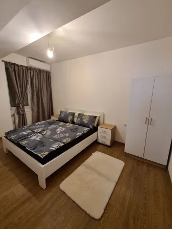 Charming Red Light City Center Apartment