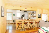 2 CABINS, 3 ACRES- HOT TUB VIEWS & ACCESS TO THE STATE PARK TRAILS