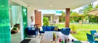 Pearl House Guarajuba Cond. Sea Paradise 100 Meters from the Semi-Private Beach!