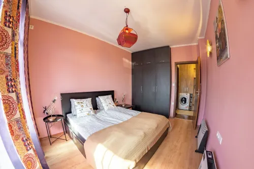 Cedar Lodge IV One BDRM Flat D2 Across from Gondola Station!