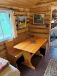 Cozy historic log cabin in downtown Talkeetna with WiFi