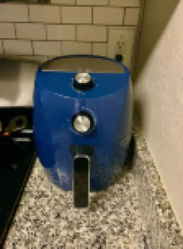 Lovely Spacious 2 Bedroom Apartment With 65inch TV’S in each room!