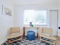 Old Palm Springs Style Apartment!