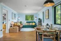 Guest Cabin in the Hampshire Woods