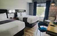 Waterfront Hotel