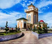 New apartment with swimming pool in downtown Tlemcen. Very quiet neighborhood. Hotels in Tlemcen