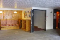 L' IDEAL at Ecrin des Neiges.