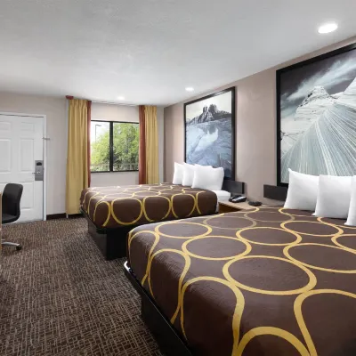 Super 8 by Wyndham Tucson/Grant Road Area AZ Các khách sạn gần Trung tâm mua sắm Tucson
