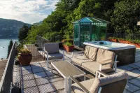 Heavenly Terrace - Hot Tub & the best view on Como Lake!