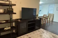 Luxury 2-bedroom apartment in downtown Elkins. Hotels in Elkins