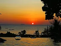 โคโค่ เคป ลันตา รีสอร์ท โรงแรมใกล้สถานีตำรวจ