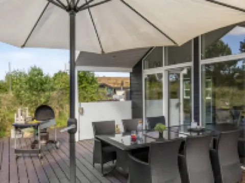 "Minke" - 2.2km from the Sea