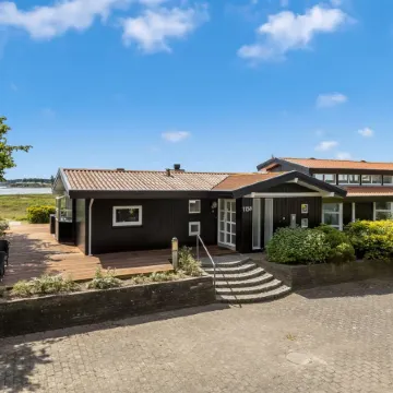 "Xaverius" - 30m from the sea