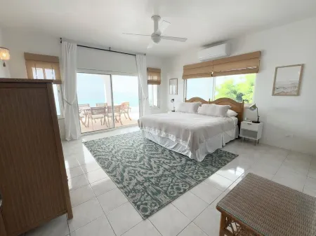 Caribbean Rhapsody Villa, Oceanfront Island Harbour Anguilla!!