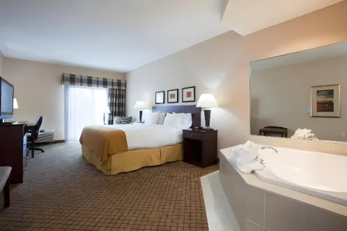 Holiday Inn Express & Suites Winona by IHG