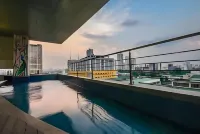 Skyloft Hotel - UST - Rooftop Pools
