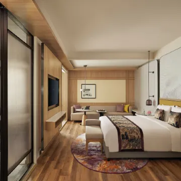 Vivanta Thane LBS Road