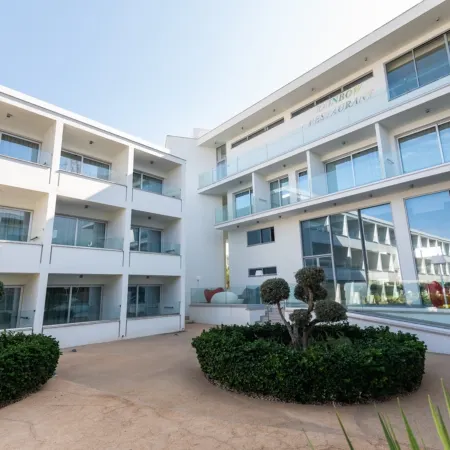 Nicholas Color Hotel Отели рядом с достопримечательностью «Ayia Napa Harbour»