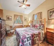 Executive Year Round Home ~ Minutes From  Minocqua